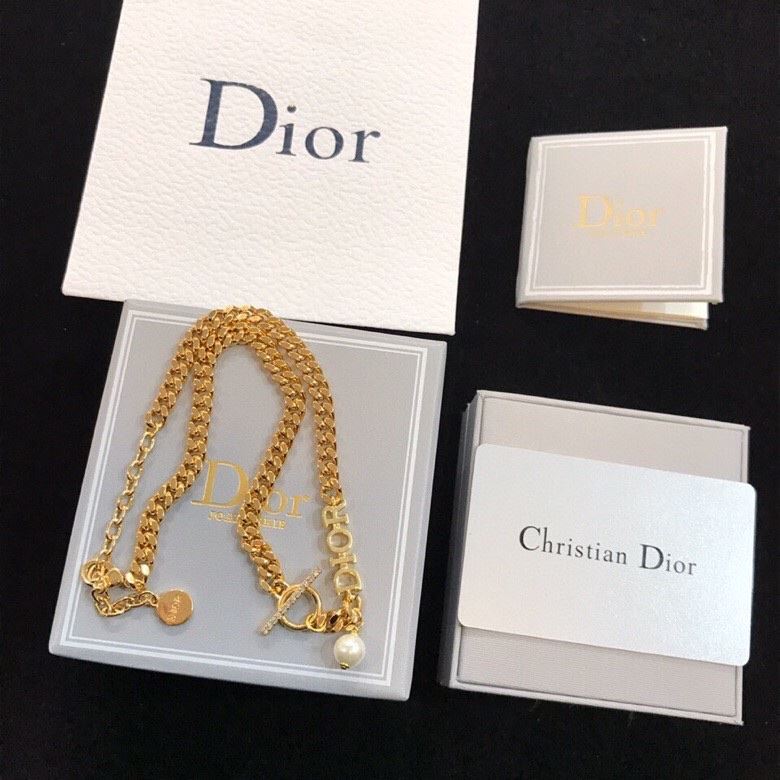 ch**an D*or necklaces